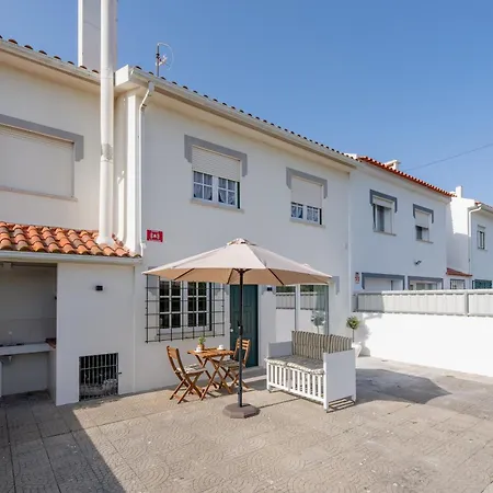 Apartment Casa Do Ze Grande - Private Patio With Bbq
