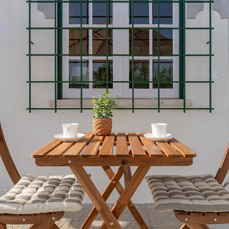 Casa Do Ze Grande - Private Patio With Bbq